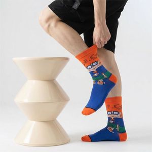 Chaussettes en coton de haute qualité à bas prix, chaussettes d'anime en gros, chaussettes amusantes à motifs de personnages de dessins animés pour hommes - Product Image 3