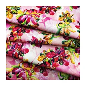 2023 Novo pequeno padrão floral puro algodão personalizado impressão digital tecido popeline tecido para vestido de camisa