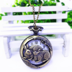 Reloj de Bolsillo Vintage con Tapa Abatible, Diseño Antiguo en Bronce, Cuarzo, con los Doce Signos del Zodiaco, para Estudiantes Mayores, Venta al Por Mayor - Product Image 5