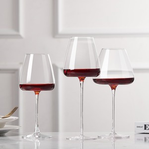 Calice Moderno ed Elegante per Vino <span class=keywords><strong>Borgogna</strong></span>, Bicchiere in Cristallo Trasparente con Effetto Luminoso, Elegante Calice in Metallo per Bevande e Uso Alberghiero - Product Image 4