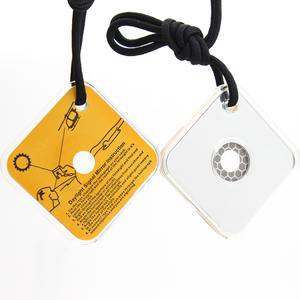 Accessori per <span class=keywords><strong>Trekking</strong></span>, Escursionismo e Campeggio: Specchio di Emergenza Riflettente con Fischietto e Cordino Paracord - Product Image 3