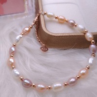 Bijoux de mode Perle d'eau douce naturelle Usine Ventes directes Bracelet Femme À la main DIY Millet Perles Simple Plaqué Or