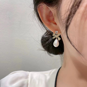 S925 Silver DIY Pearl Accessories Empty Tray <b>Butterfly</b> Silver Jewelry Earnail 8-11mm Round <b>Bead</b> 21805 for Elegant Earrings - Product Image 1