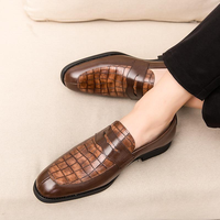 Chaussures Homme Simples à Enfiler en Microfibre, Semelle en Caoutchouc Résistante, Confortables pour le Bureau et les Occasions Spéciales – Grande Vente