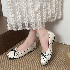 Fiocco a pois da donna con effetto rialzante, novità per la primavera 2026, adatto per ballerine con suola morbida - Product Image 4