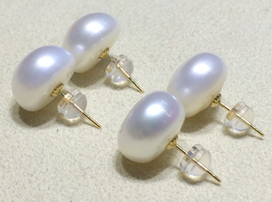 <span class=keywords><strong>Orecchini</strong></span> <span class=keywords><strong>in</strong></span> <span class=keywords><strong>Oro</strong></span> Giallo Puro 18K con Perla d'Acqua Dolce Naturale Autentica da 8-9mm di Grado 3A - Product Image 6