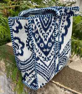 Bolso de Mano Acolchado de Algodón con Estampado de Bloques, Suave y Cómodo para el Uso Diario, Viajes y Compras - Product Image 5