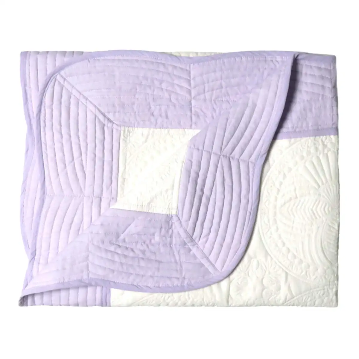 Personalized Lightweight Cotton Embossed Scalloped Quilted Heirloom Baby Toddler Blanket Newborn Baby Sleeping Quilt