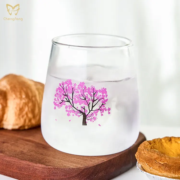 Color-changing LOGO high borosilicate whiskey glas transparent and heat-resistant customizable logo