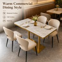Ensemble de salle à manger de luxe en pierre frittée pour hôtel et restaurant - Base en métal doré, chaises ergonomiques, qualité commerciale