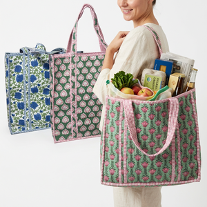 Ensemble de 3 sacs fourre-tout en coton matelassé faits à la main, brodés, à ouverture facile, écologiques, réutilisables, pour toutes les saisons, pour le shopping quotidien, à porter à l'épaule - Product Image 1