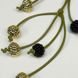 Nuevo Accesorio para Bolsos con Forma de Cereza Roja de Plástico, Estilo Kawaii, para Ella - Product Image 5