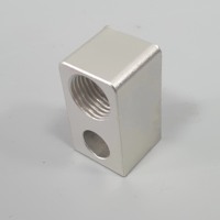 Bloc de serrage en aluminium usiné CNC de précision anodisé 6061-T6, pièces détachées personnalisées pour moto et vélo électrique usinées CNC