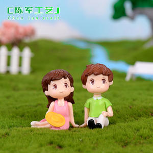Nuevo llavero de PVC de Weij Chen Jun, un pequeño adorno de suculentas con paisaje, para parejas que se miran fijamente. - Product Image 3
