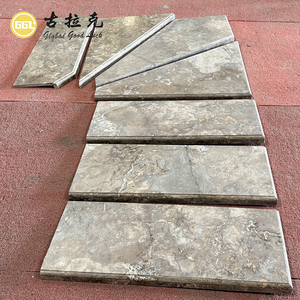 Marches d'escalier en travertin gris argenté sur mesure, pierres vieillies à coupe transversale pour la décoration d'escaliers de villas et bâtiments vintage - Product Image 1