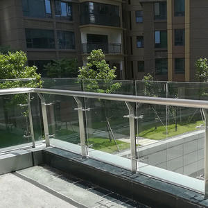 Verre de <span class=keywords><strong>poteau</strong></span> de garde-corps d'escalier le meilleur garde-corps en verre complet vente chaude porte d'entrée de garde-corps en verre - Product Image 5