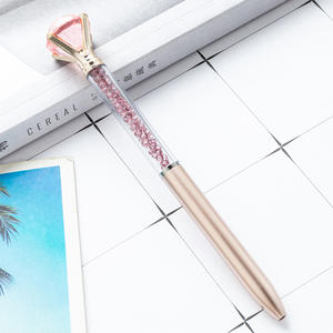 Mehrfarbiger Großer Diamant-Stift mit Anpassbarem Logo Rotierender Werbegeschenk-Stift mit 0,5mm Schreibbreite Farbige Kristallspitze - Product Image 6