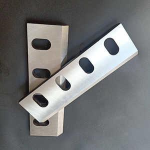 Lame de broyeur à double tranchant haute dureté pour le broyage à grande vitesse du plastique, du caoutchouc et des films, à prix compétitif - Product Image 1