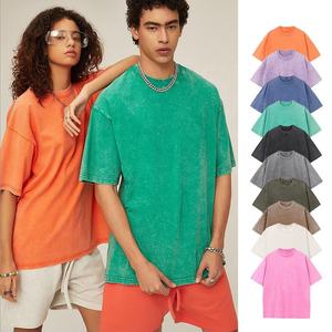 Camiseta unisex lavada vintage manga corta 100% algodón con logotipo personalizado de 230gsm talla grande Camisetas estampadas de gran tamaño para hombre - Product Image 1