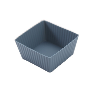 Moldes de Silicona Reutilizables para Muffins y Brownies, Forma Cuadrada y de Corazón, Aptos para Alimentos, Libres de BPA, Coloridos, para Horno - Product Image 1