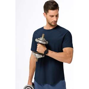 2025 Short de sport pour hommes et t-shirt de gymnastique léger à manches courtes évacuant l'humidité pour la course - Product Image 4