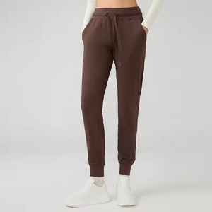 Pantalones Deportivos para Mujer con Bolsillos, Leggings Atléticos Ligeros, Pantalones Ajustados para Hacer Ejercicio, Yoga y Correr - Product Image 3