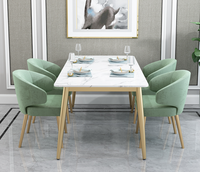 Ensembles de table à manger en forme d'appartement de style d'europe du nord avec 6 chaises en marbre