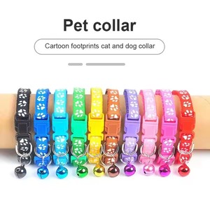 Échantillon gratuit <span class=keywords><strong>collier</strong></span> réglable en nylon pour animaux de compagnie avec cloche pour petits chiens et chats <span class=keywords><strong>collier</strong></span> de rupture coloré laisse de <span class=keywords><strong>chien</strong></span> - Product Image 1