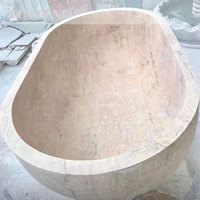 Baignoire autoportante Tostone en travertin, style moderne et minimaliste, finition mate lisse pour la décoration intérieure de salle de bain