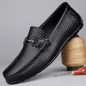 Mocassins décontractés pour hommes en cuir véritable, couleur unie, à enfiler, style conduite, coupe basse, grande taille - Product Image 2