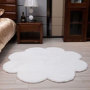 Usine directe fausse fourrure moelleux fausse fourrure <span class=keywords><strong>de</strong></span> <span class=keywords><strong>lapin</strong></span> <span class=keywords><strong>tapis</strong></span> <span class=keywords><strong>tapis</strong></span> enfant <span class=keywords><strong>tapis</strong></span> conceptions <span class=keywords><strong>forme</strong></span> <span class=keywords><strong>tapis</strong></span> pour salon - Product Image 1