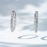 Boucles d'oreilles créoles Starsgem de luxe unisexe en or 18 carats avec diamants de laboratoire ronds brillants de 0,5 à 0,8 ct, couleur D
