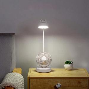 Nueva Lámpara de Escritorio con Ventilador Integrado, 3 Velocidades de Viento y Brillo Ajustables, Lámpara de Mesa LED Tipo Cuello de Cisne Flexible y Pequeña - Product Image 4