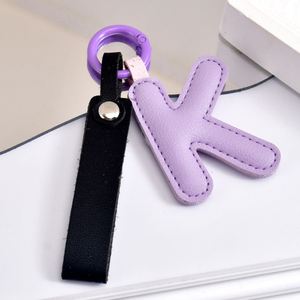 Porte-clés Alphabet 26 Lettres en Cuir PU, Breloque de Sac Initiale, Pendentif Personnalisé en Anglais pour Clés - Product Image 4