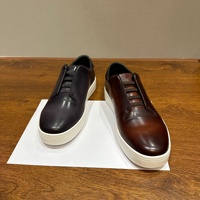Mocassins décontractés pour hommes en cuir de vachette pleine fleur, décorés de surpiqûres, à enfiler, avec semelle extérieure en caoutchouc durable et rehaussante, style européen