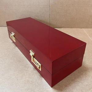 Caja de almacenamiento para relojes cuadrada de madera roja de alta calidad con forro de terciopelo resistente a los golpes - 5 ranuras - Product Image 3