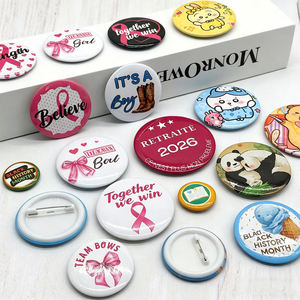 Badge Bouton Métallique Holographique Personnalisé 2,25 Pouces – Créez Votre Propre Badge en Étain Plaqué avec Motif Photo Tendance - Product Image 4
