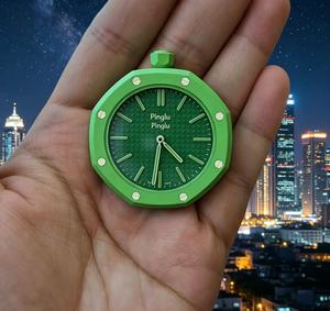 Horloge murale créative à quartz, style pendule, légèrement luxueuse, tendance et élégante, inspirée du style nordique, vente en gros - Product Image 2