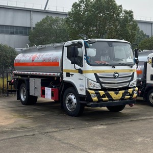 Camion-citerne FOTON Aumark 4x2 de qualité supérieure, capacité 8000L, pour le transport de carburant diesel, avec pompe et distributeur - Product Image 2