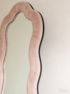 <span class=keywords><strong>Espejo</strong></span> de pie irregular moderno de tela suave ondulada de cuerpo entero, cubierto de tela, para decoración del hogar y de habitaciones - Product Image 3
