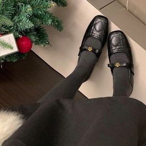 Chaussures plates, petites chaussures en cuir style pivoine Mary Jane pour femmes, couleur noire. - Product Image 6