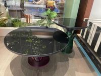 Table basse moderne de luxe en verre trempé avec base en verre transparent, montage facile pour salon