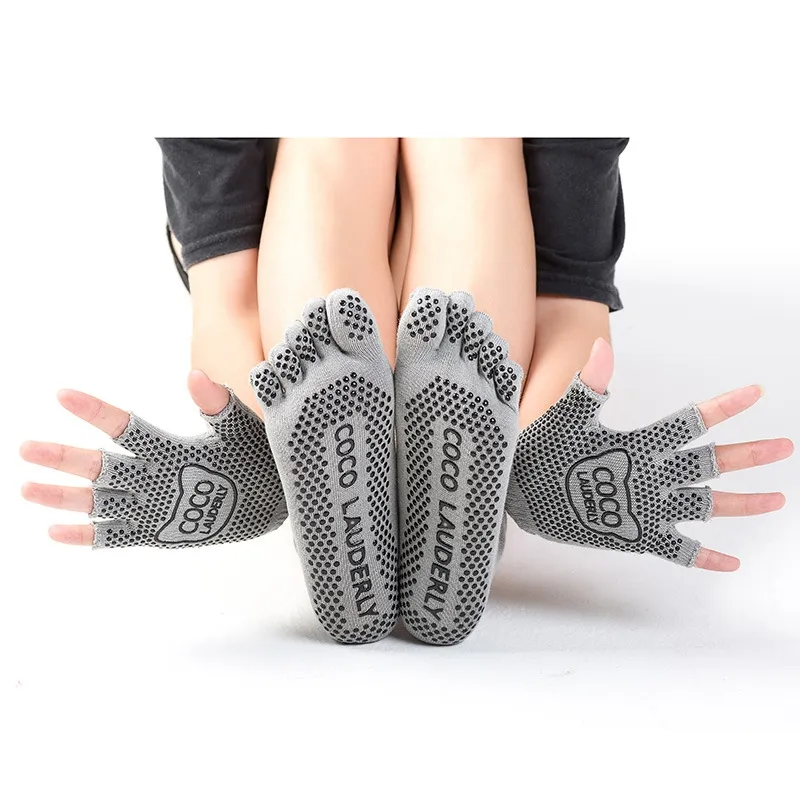 KANGYI fabrika toptan fiyat bayan Yoga ayak bileği Yoga çorap 5 parmak ile