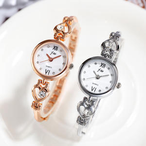 Montre analogique à quartz élégante de luxe pour femmes JW, avec strass, petit cadran en cristal, bracelet en acier inoxydable, résistante à l'eau, tendance pour femmes - Product Image 2