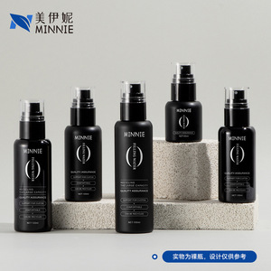 Botella de agua Minnie de 150 ml con pulverizador, contenedor de niebla cosmética para el cuidado facial - Product Image 5