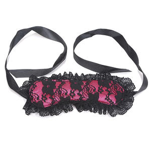 Professionele seksspeeltjes bed-accessoire, bondage set voor koppels, volwassen flirt, handboeien, belletjes, blinddoek, kant speeltjes, kant oogmasker - Product Image 1
