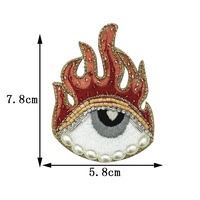 Patchs pour les yeux en forme de cœur 3D faits à la main, accessoires polyvalents pour broches DIY, badges pour vêtements, sacs, chaussures, chapeaux, styles multiples, PVC