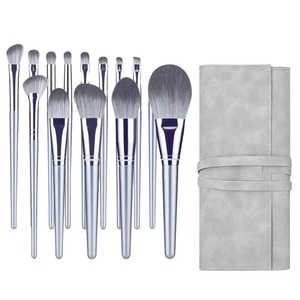 14pcs Silver Wood Handle Makeup Brush Set Synthetic Hair <b>Foundation</b> Eyebrow Eyeshadow Brushes - Product Image 3