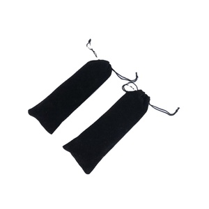 Pochette en velours noir 10x30cm avec cordon de serrage, sac cadeau en paille, petite pochette à bijoux, impression personnalisable - Product Image 1