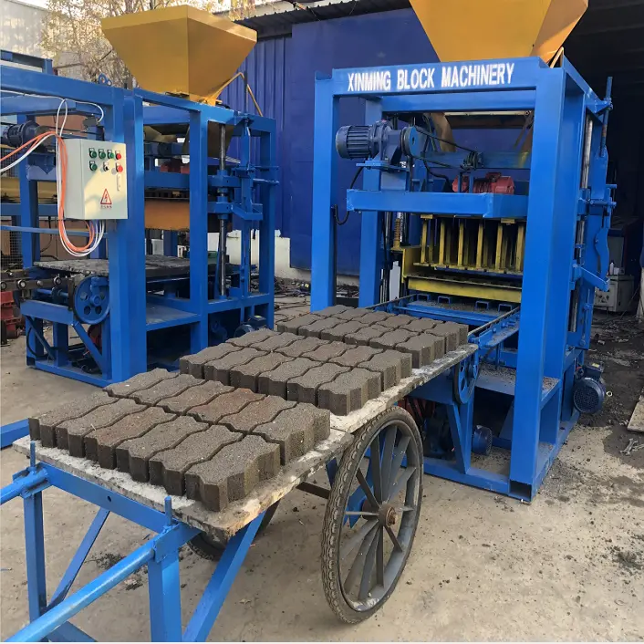 QT4-24 halbautomat ische Block Maker Ziegel Maschine zum Verkauf Hohl block Herstellung Maschine Ziegel Rohstoff Beton